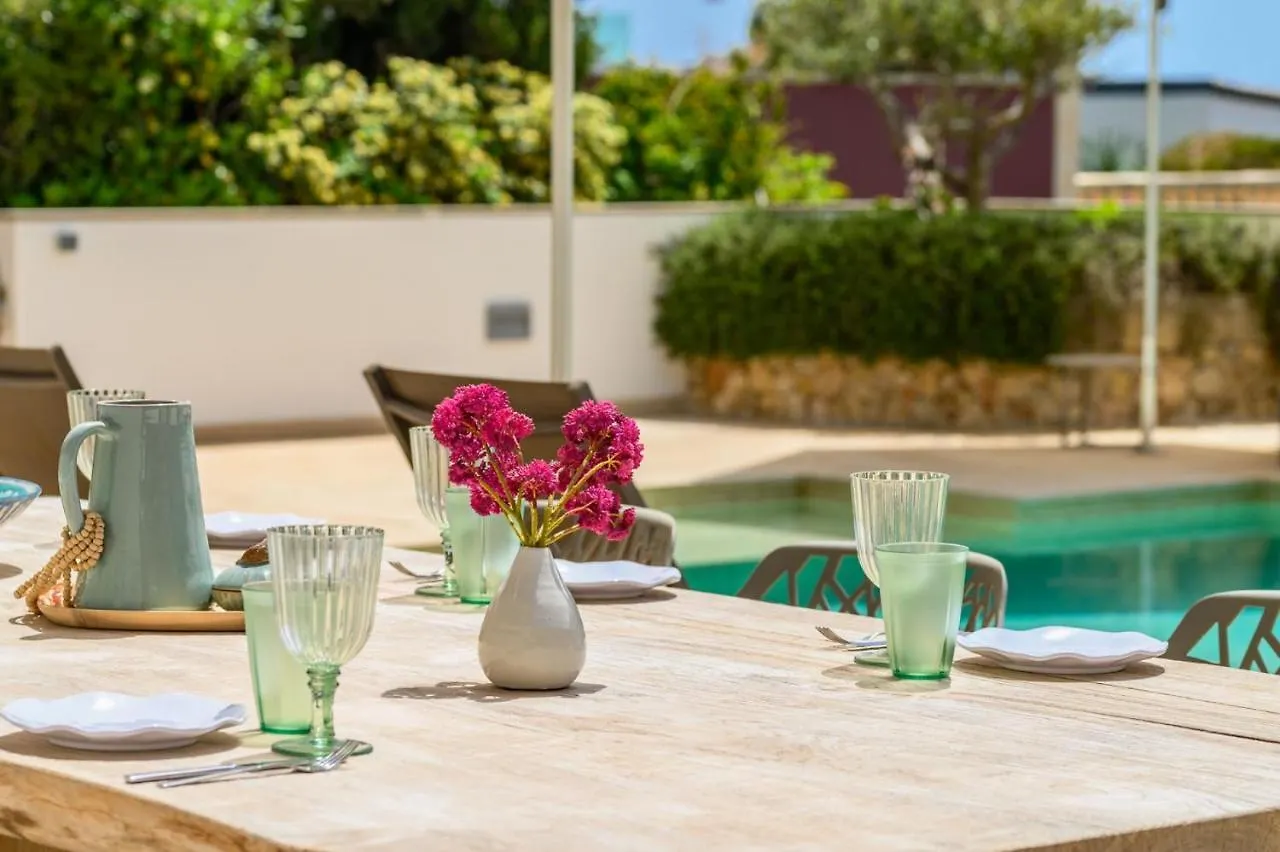 2550 Lichtdurchflutete Villa In Santa Ponsa Nova