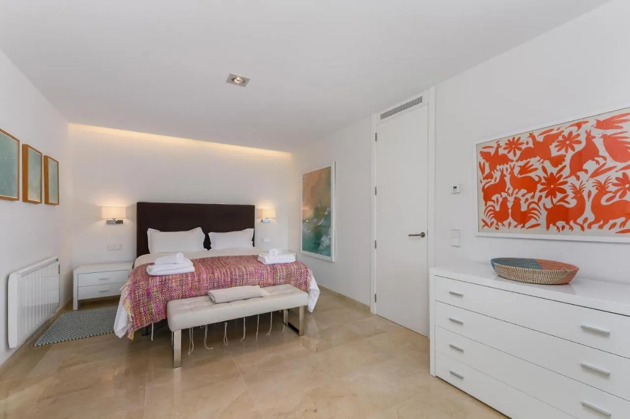 2550 Lichtdurchflutete Villa In Santa Ponsa Nova