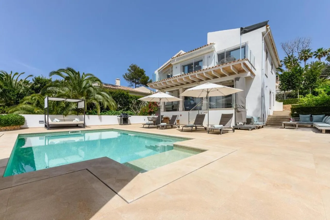 2550 Lichtdurchflutete Villa In Santa Ponsa Nova