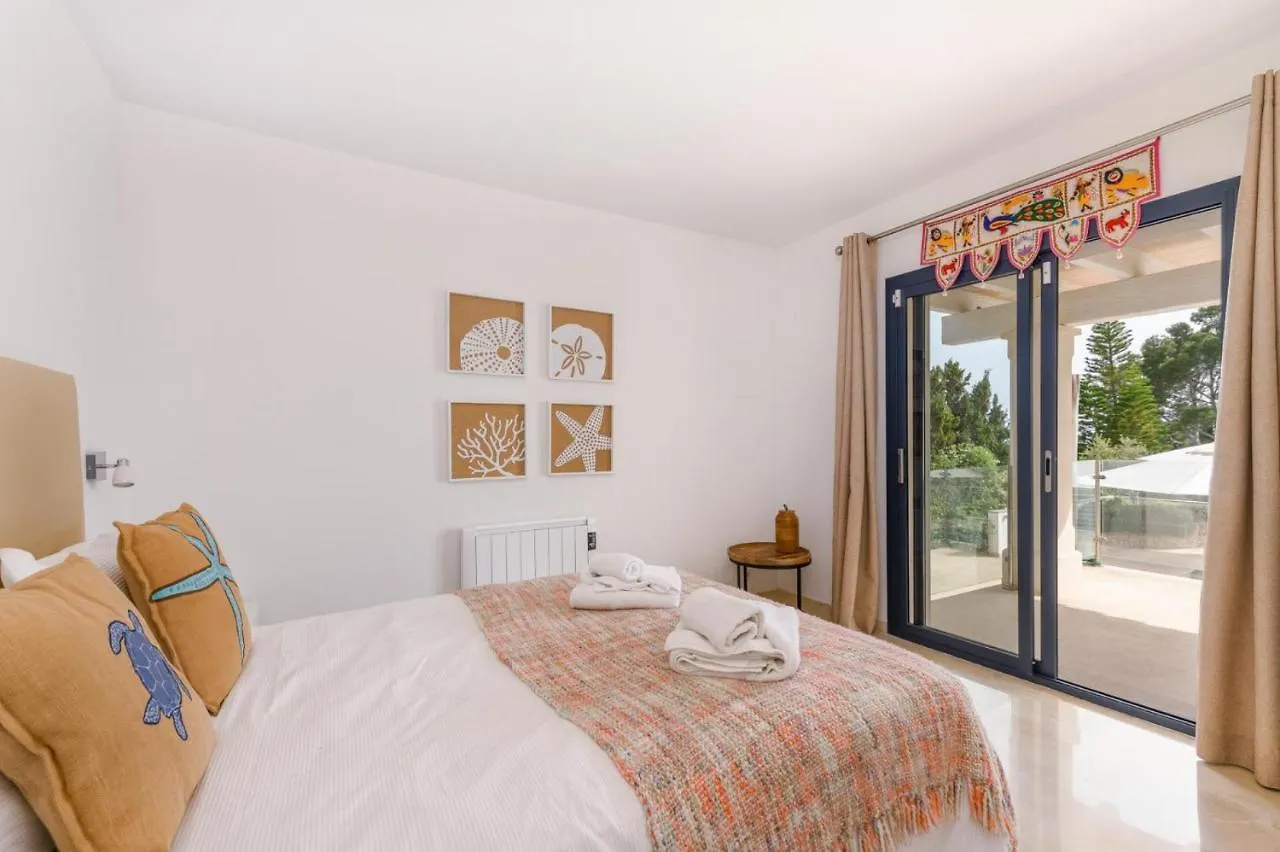 2550 Lichtdurchflutete Villa In Santa Ponsa Nova